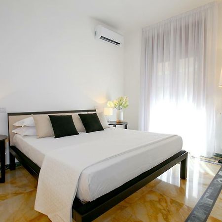 Starhost - Golden Suite Salerno Eksteriør bilde